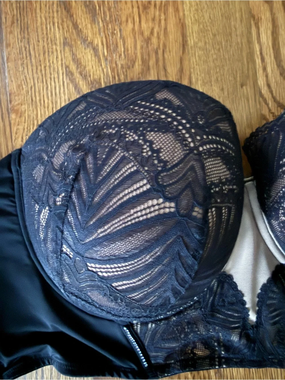 Torrid 46DD Black Strapless Underwire Lace Bra Wide Band Women’s